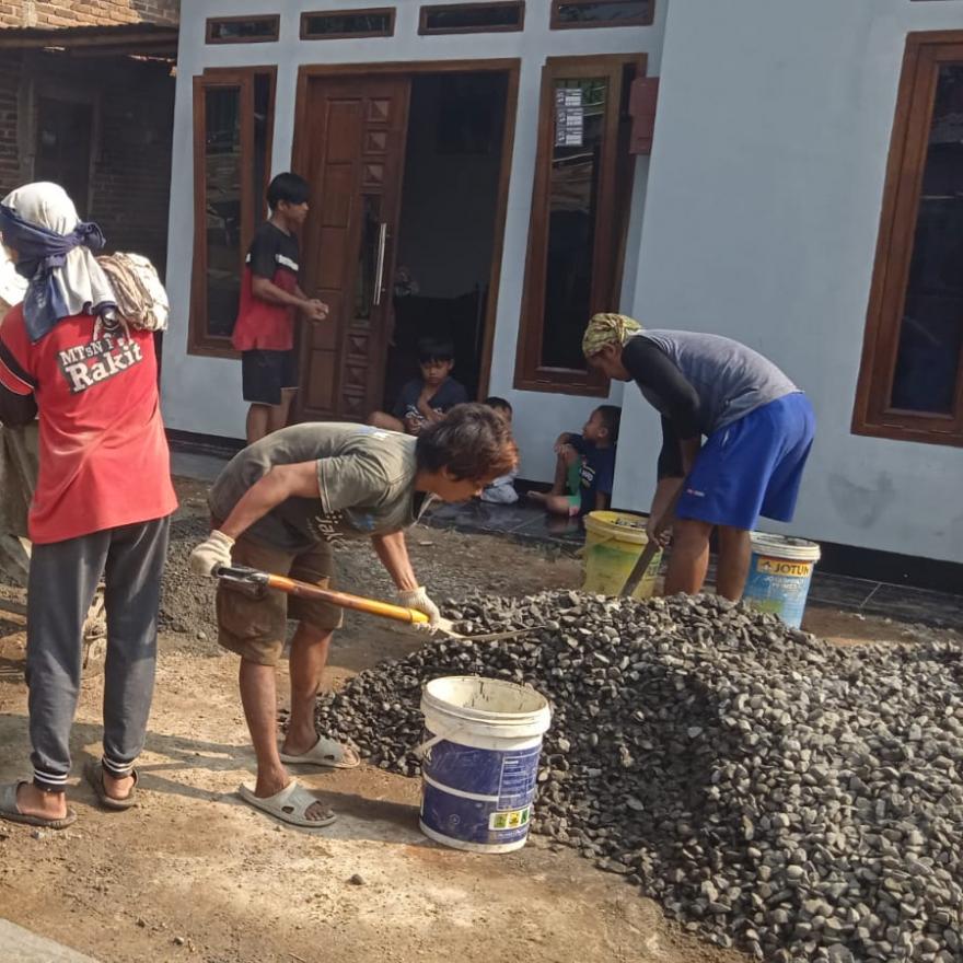 PEMBANGUNAN RABAT BETON RT 06 RW 03